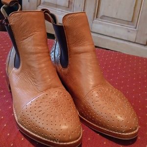 🔥Hot Deal! Beautiful detailed chelsea boots by BaliElf🔥